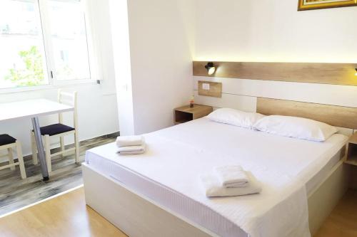 Evoo apartment Liceu, Tirana (photo 2)