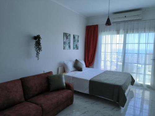 Terracotta studio with amazing beach and sea view 4
