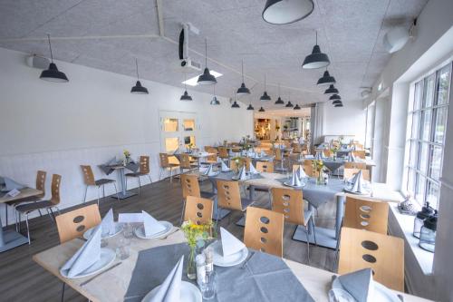 Hotel Skovpavillonen in เคอร์เทอมินเดอ