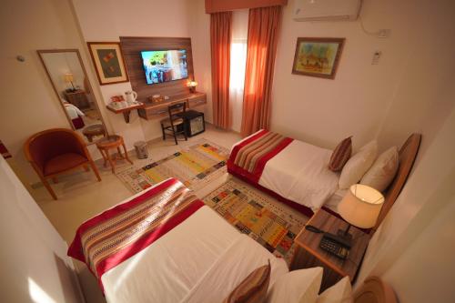 room detail thumbnail 1