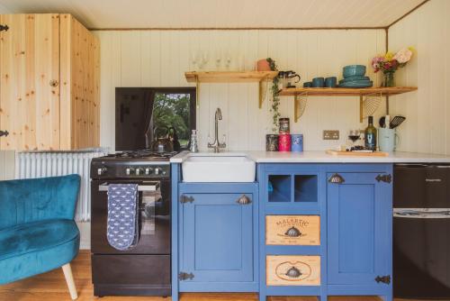 The Hideaway at Hidden Wood Glamping in Chapmanslade