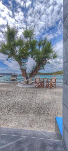 Merabello Beach House in Posidonio