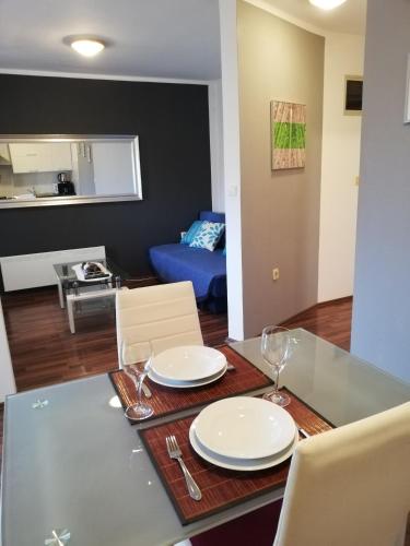 Apartments Poretti - main image