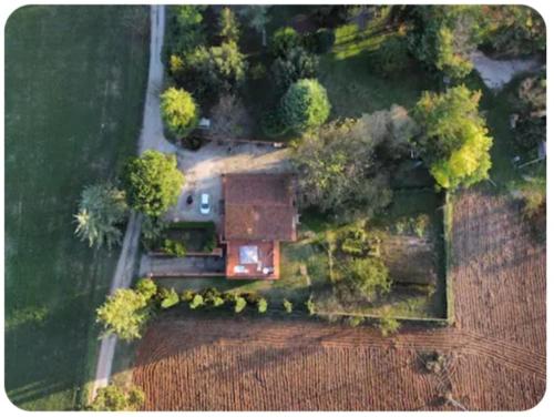 Villetta indipendente 100mq, parco, terrazzo, 2 bagni e AC gîte à louer Borgatello