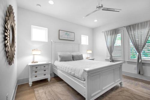 Aqua Vida by RealJoy Vacations - main image
