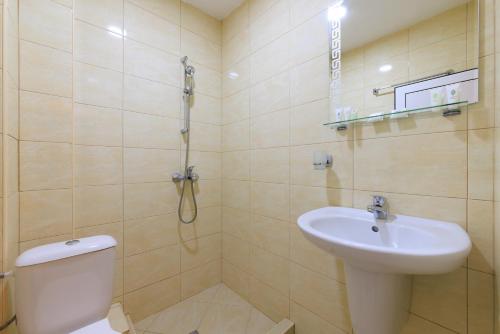 Hotel Angy - image 11