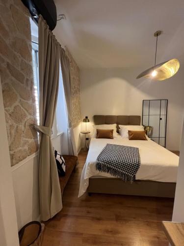 Studios Ani, Split