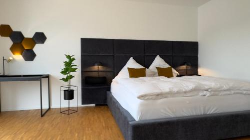 ARYVE Boutique-Apartment DRESDNER PENTHOUSE mit Dachterrasse - Tiefgaragenstellplätze - Design-Interieur, Drážďany (fotografie 6)
