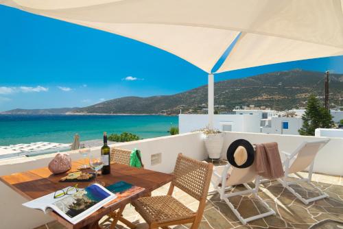 Miles Away Luxury Apartments Sifnos