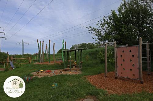 สนามเด็กเล่น, Großzügige Wohnung am Comberg-Park (Großzugige Wohnung am Comberg-Park) in เมทท์มันน์