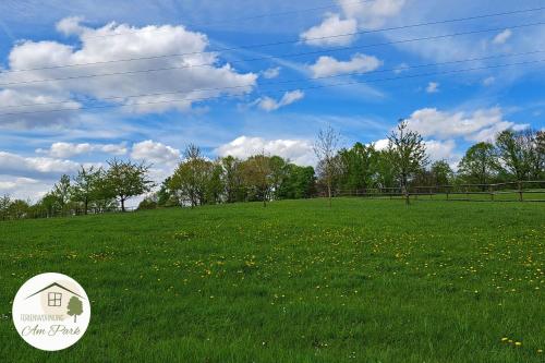 สภาพแวดล้อมโดยรอบ, Großzügige Wohnung am Comberg-Park (Großzugige Wohnung am Comberg-Park) in เมทท์มันน์
