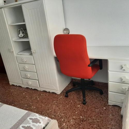  Piso Feria-Hospital PerpetuoSocorro Con garaje in Albacete