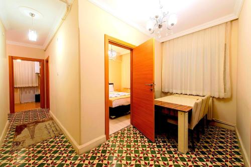 Standard Apartment image 10