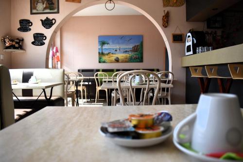 Hotel Orange Marine - 식음료(F&B)