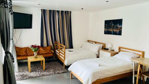 City view Sunset Luxurious Apartment in London Zone-1 Including one Family twin Room with its Own Stunning Private Terrace, Londres (photo 3)