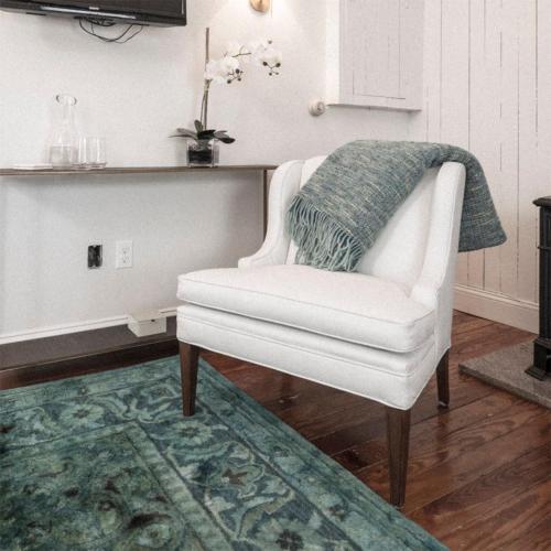 James Pharmacy Bed and Breakfast in Old Saybrook, USA
