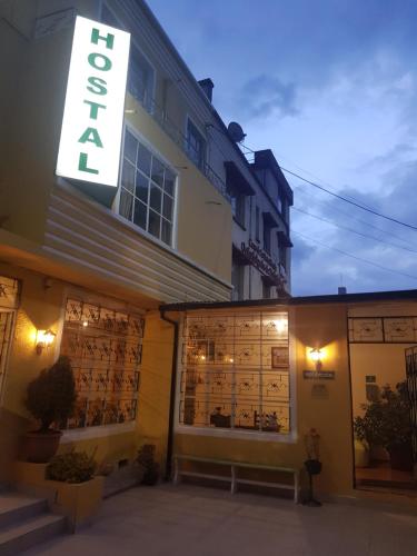 ทัศนียภาพภายนอกโรงแรม, Petite Maison in เอลคีรอน