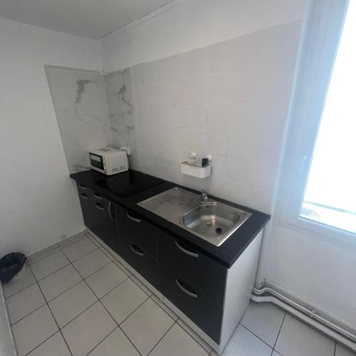 Studio avec Clim 5 min Gare St-Charles & Vieux-Port WiFi, Marsylia (zdjęcie 5)