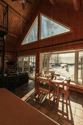 Le Petit Domaine Caché - Lac-Simon (Le Petit Domaine Cache - Lac-Simon) in Duhamel (QC)