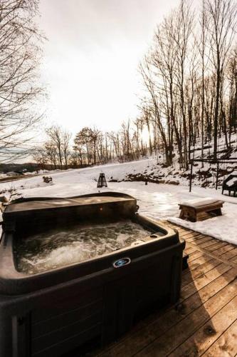 Le Petit Domaine Caché - Lac-Simon (Le Petit Domaine Cache - Lac-Simon) in Duhamel (QC)