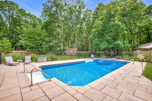 Caribbean Themed Pool Home - 25 min to USNA in Stevensville, USA