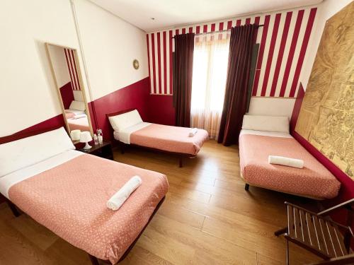 Hostal La Casa de La Plaza