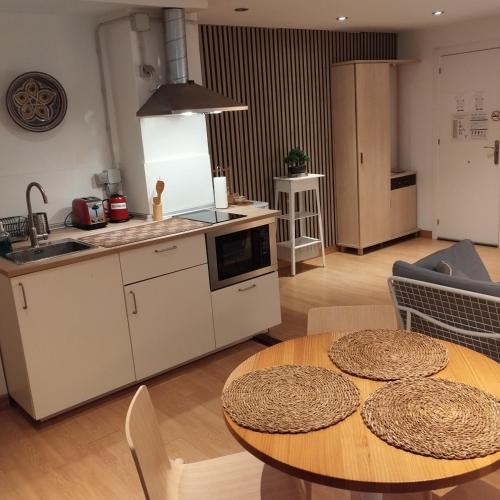 Leon Riverside Flat - La Virgen del Camino