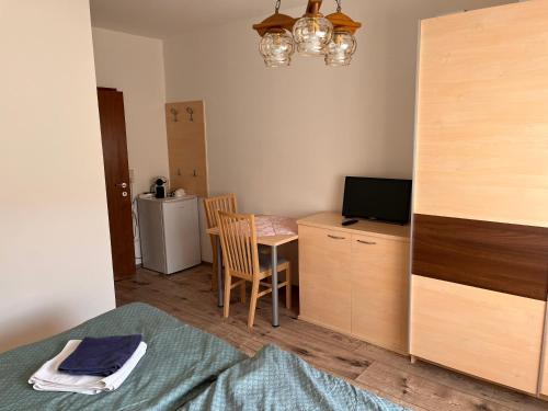 Létesítmények, Beherbergungsbetrieb Madle in Bad Deutsch-Altenburg