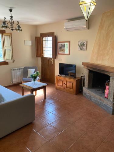 Kilátás, Vistas a la Montaña en un Pueblo con Encanto. (Vistas a la Montana en un Pueblo con Encanto.) in El Pueyo De Araguas