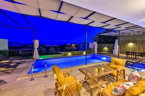 Villa Albedo Blue in Yenikoy