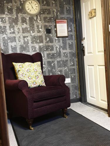 BELLFIELD HOUSE BELLFIELD HOUSE