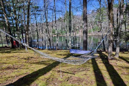 Experience Nature and Comfort at Zac Rental, a Spacious and Beautiful Property in Glen Spey