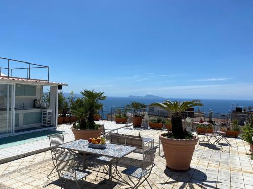Terrazza Morghen Panoramic Rooftop, Nápoles