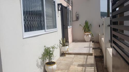 Impeccable 1-Bed House in Kweiman Station danfa