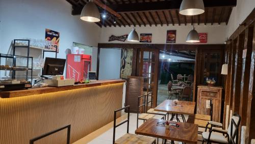 Restaurant, Pousada New Paradise in Azeda & Azedinha Beaches