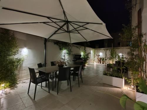 Casa Tizy, Botrugno
