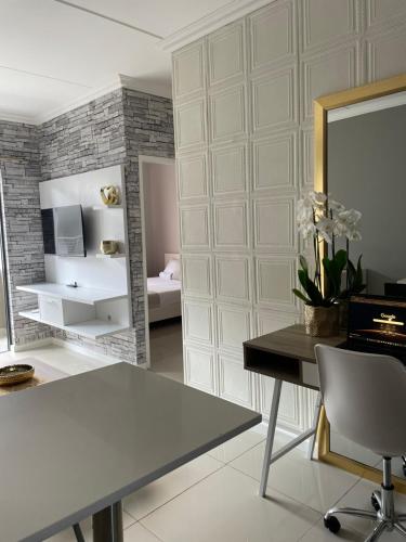 Classy 2 bedroom in Halfway Gardens, Midrand