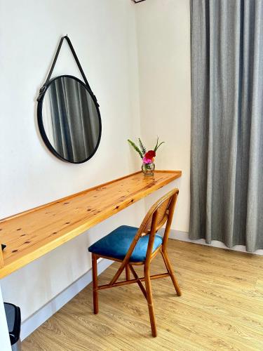Studio with Sea View image 4