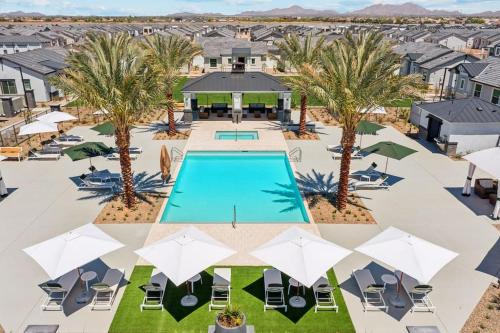 Fresh Modern Home In Buckeye With Pool,bbq - Buckeye, AZ