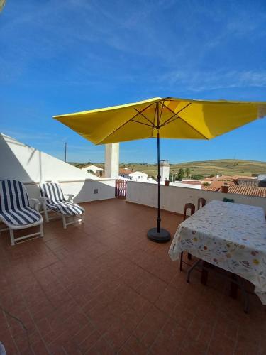 Casa Amarela - Praias Alqueva - Villanueva del Fresno