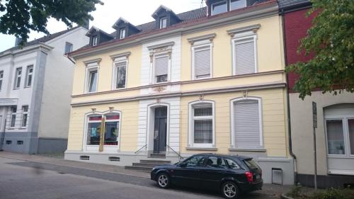 Зовнішній вигляд готелю, Das Düsselapartment (Das Dusselapartment) in Haan