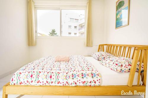 escale-marne fr - 11 - Appartement entier, 4 pers, 10mn metro 8, RER A, Parking rue Gratuit, Cuisine Équipée, Grand lit haut de gamme, Matelas Eve Sleep, 1er étage - Location saisonnière - Maisons-Alfort