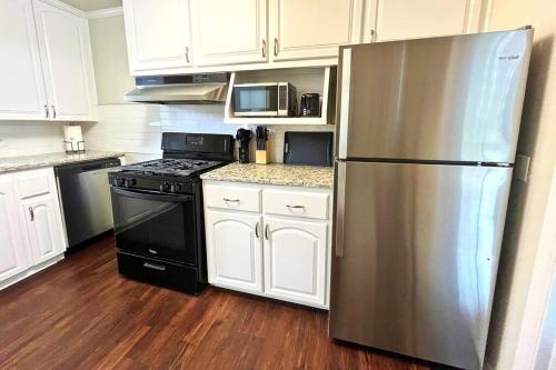 Spacious Lawton Escape with Game Room Near Fort Sill Sleeps 6 in Lawton, USA