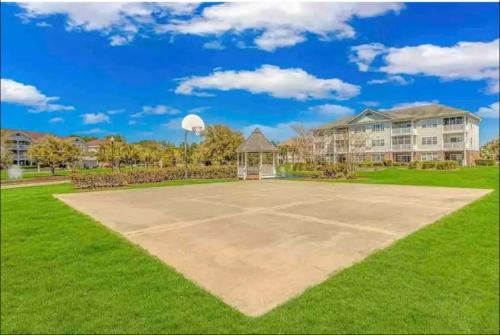 Flock to the sand and the effect of calming waves - image 11