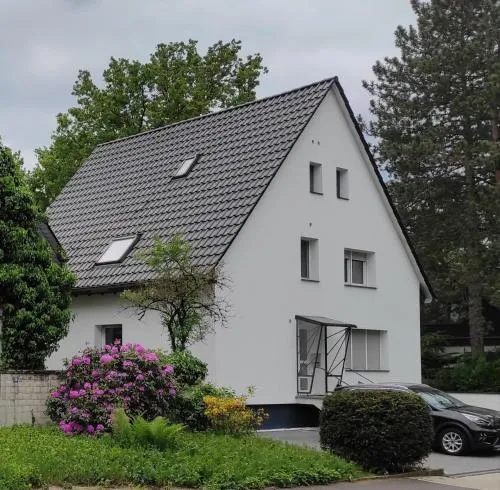 Schön und Gut in Refrath bei Köln in Bergisch Gladbach, Deutschland
