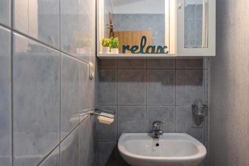 One-Bedroom Apartment with Terrace image 8