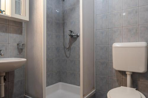 One-Bedroom Apartment with Terrace image 7