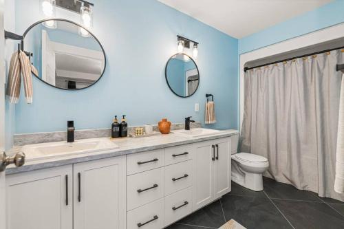 Dwelling Of Lights Residence