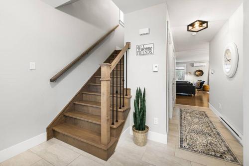 Dwelling Of Lights Residence