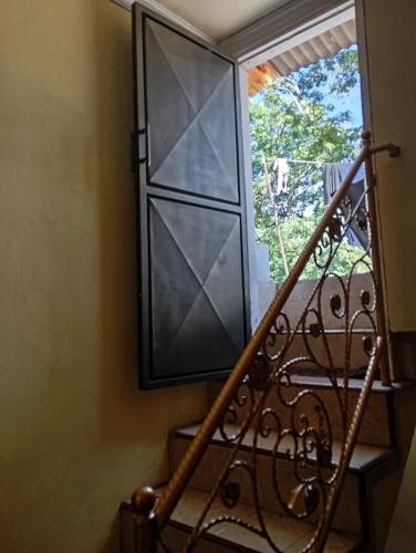 river cliff villa in Sumbermujur